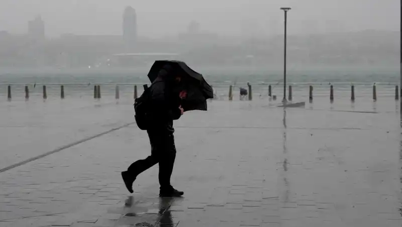 Marmara Bölgesi'nde Hava Sıcaklığı Aniden Düşüş Gösterdi: Nedenleri ve Etkileri