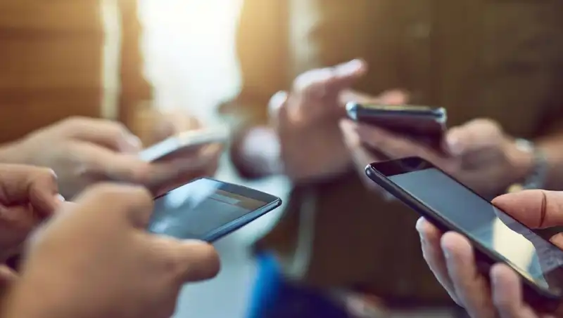 Oppo A5 Pro 4G: Uygun Fiyatlı Performans Canavarıyla Tanışın