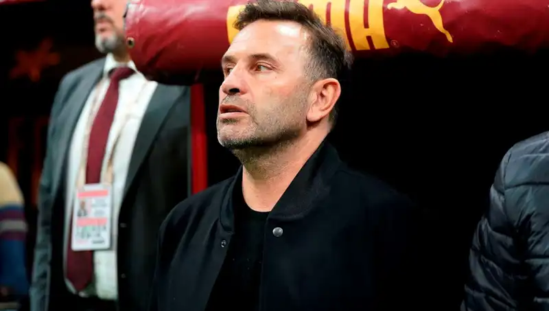 Galatasaray'da Okan Buruk İle Tek Değişiklik, Futbolda Neler Oluyor?