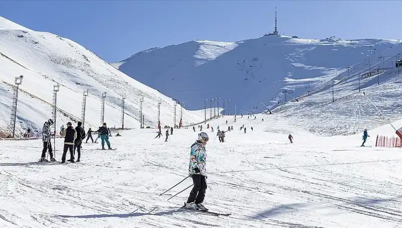 Palandöken: Kar Kalınlığıyla Kış Sporlarının Yeni Gözdesi