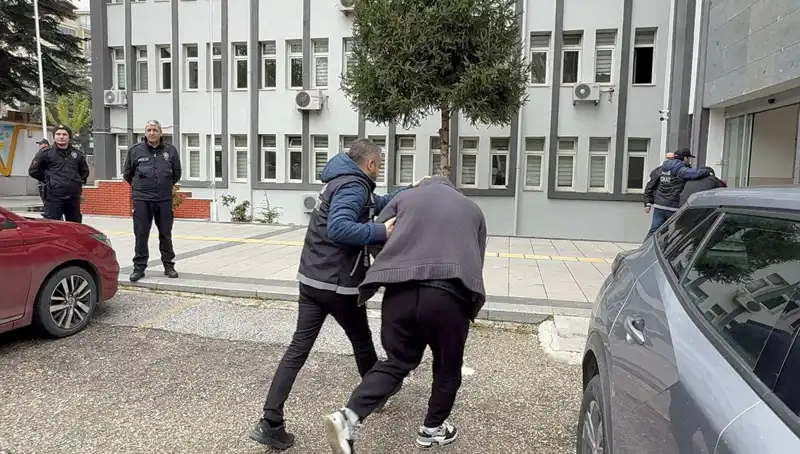 10 Bin Sentetik Ecza Hapı Ele Geçirildi, 20 Kişi Gözaltında!