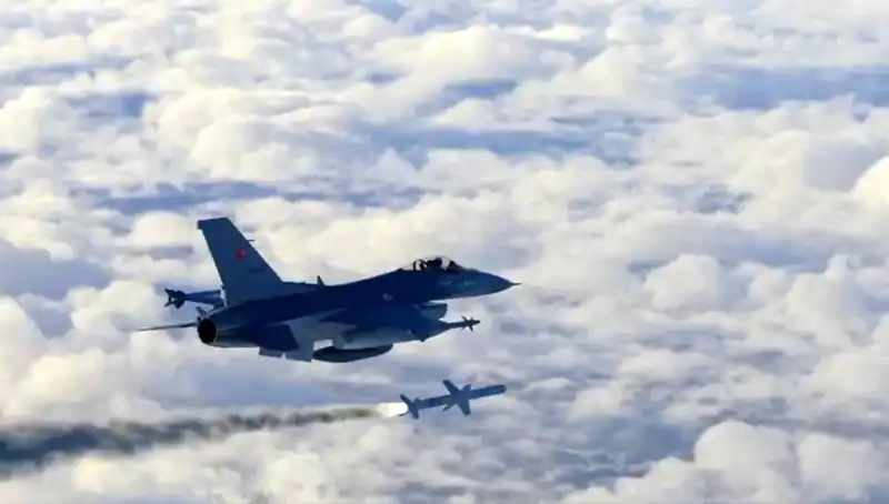 F-16 EDPOD: Hava Kuvvetleri İçin Yeni Dönem Başlatıyor!