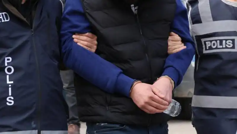 DAEŞ'e Yönelik Operasyon: 4 İl Genelinde 4 Şüpheli Gözaltında