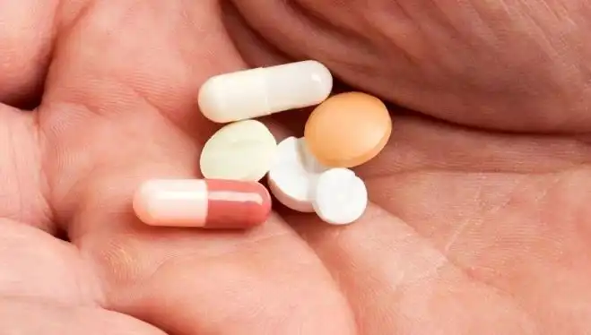 Milyonlarca Kişi Kullanıyor: Reçetesiz İlaçların Gizli Tehlikeleri Neler?