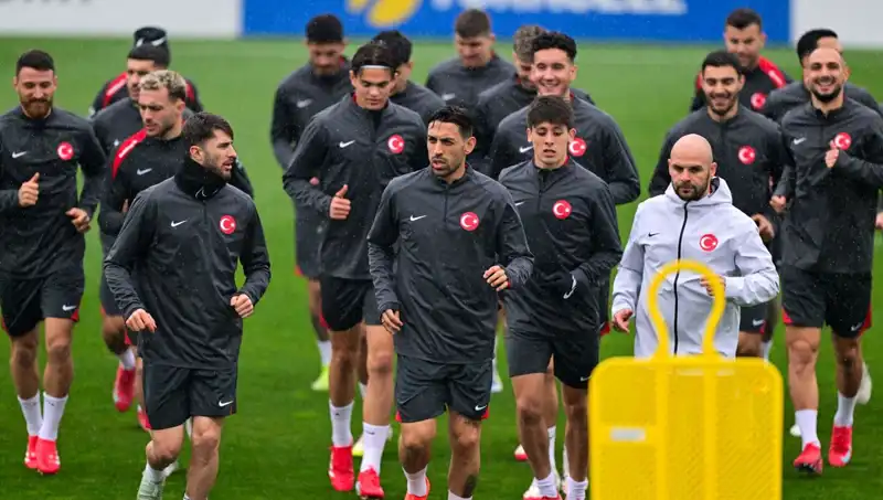 Milli Takımda Şok Gelişme: İki Futbolcu Kadrodan Çıkmak Zorunda Kaldı