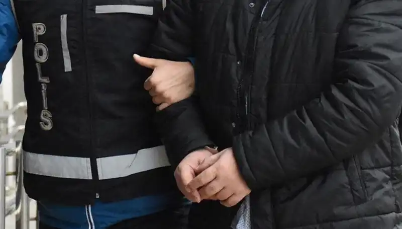 Sosyal Medyada Kadın Profiliyle 500 Milyon TL Vurgun: 12 Şüpheli Tutuklandı