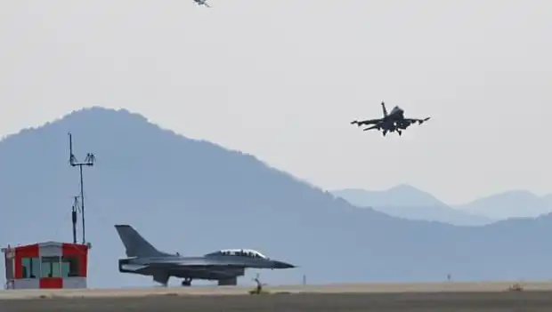Güney Kore’de Askeri Tatbikat Skandalı: Savaş Uçağı Yanlışlıkla Köyü Bombaladı!