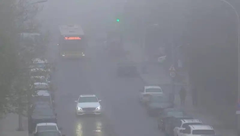 İstanbul'un Belirli Bölgelerini Saran Gizemli Sis: Nedenleri ve Etkileri
